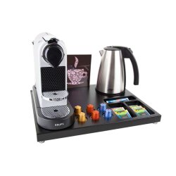 Willkommenstablett SUPREME Schwarz-Braun mit Wasserkocher STYLE 1,0 L Edelstahl und A5 Prospekthalter